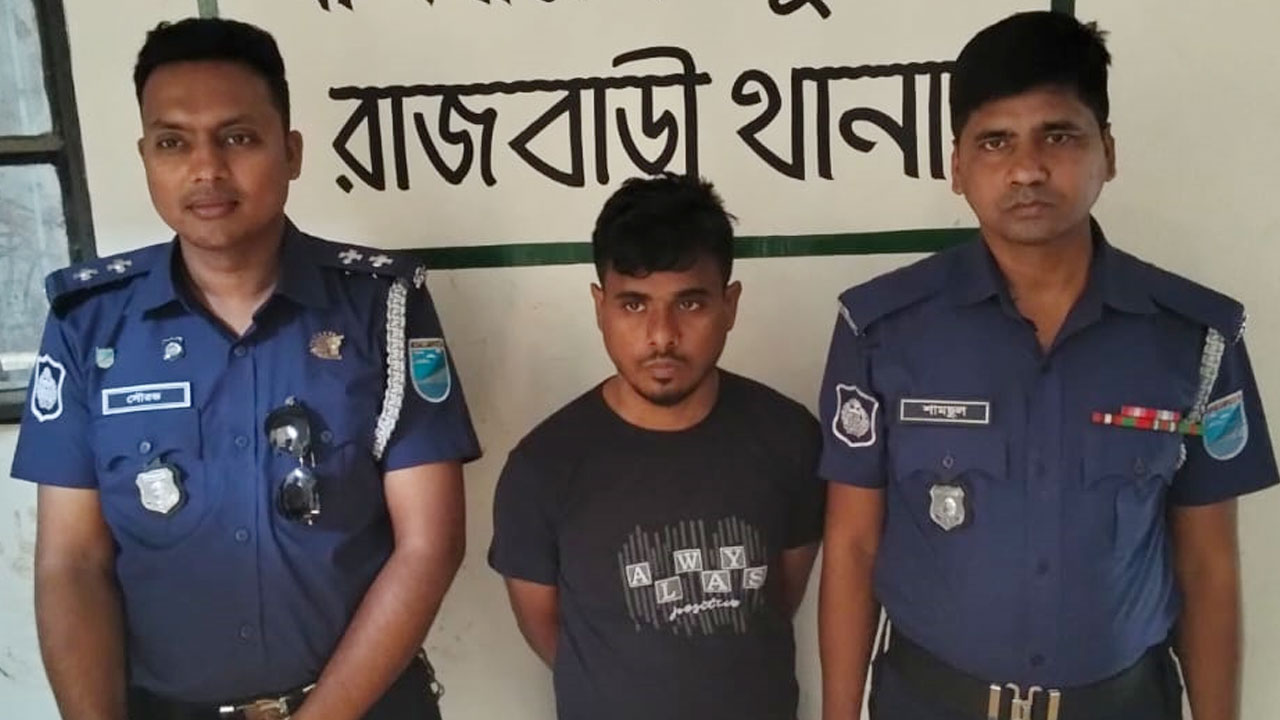 পরকীয়ার সম্পর্কে টানাপোড়েনে প্রবাসীর স্ত্রীকে খুন